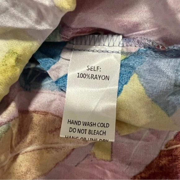 Easel Multicolor Leaf Print Blouse - Picture 6 of 6